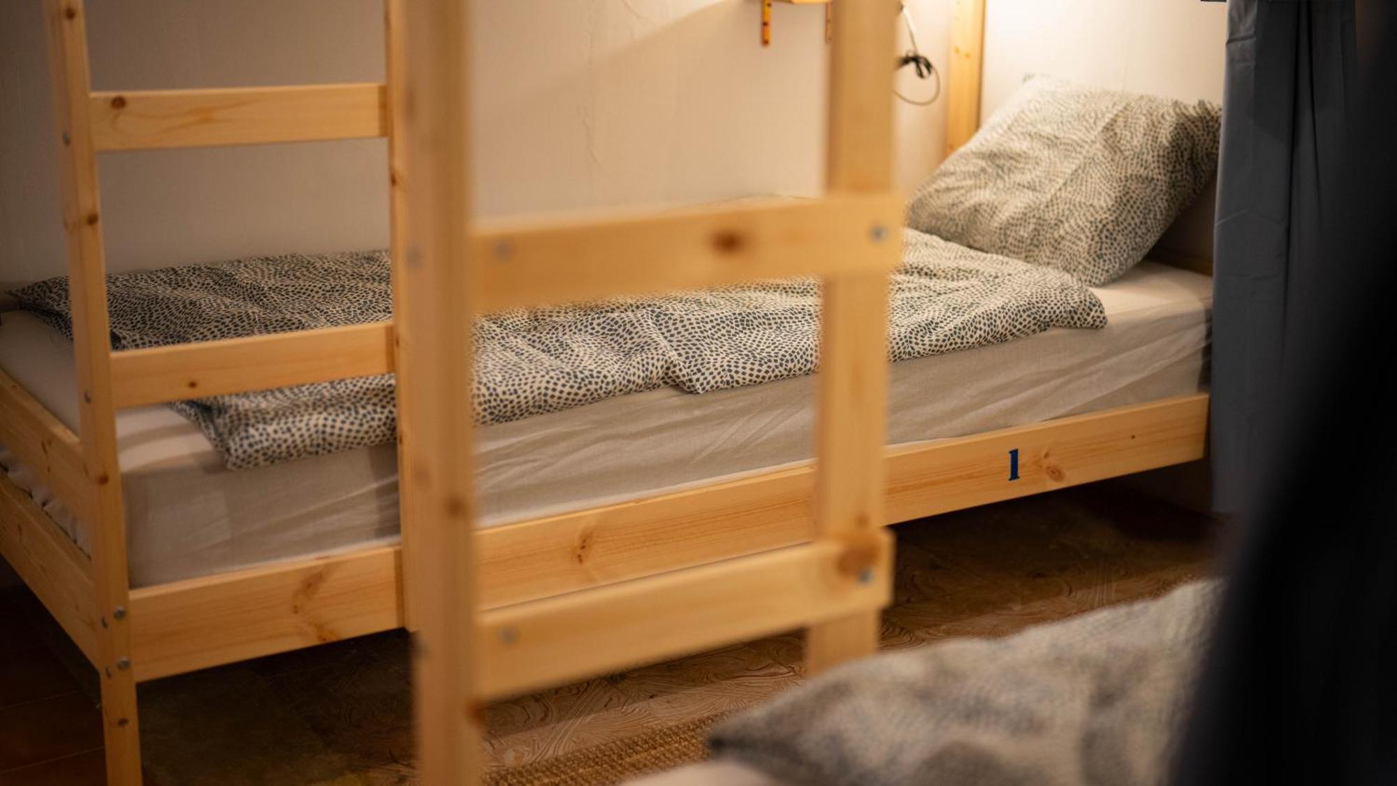 Dona Rose Surf Hostel Las Palmas de Gran Canaria Room photo