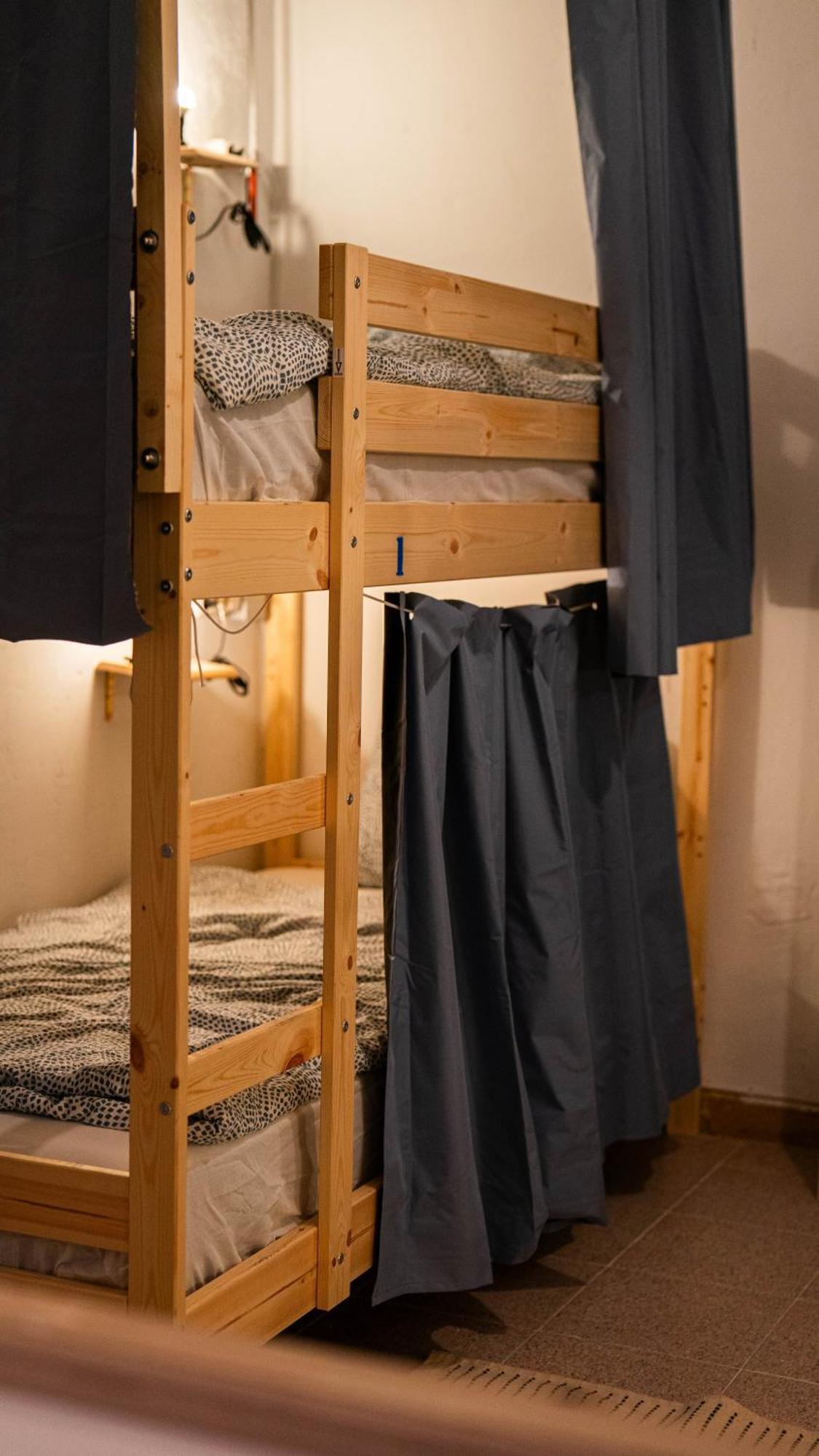 Dona Rose Surf Hostel Las Palmas de Gran Canaria Room photo